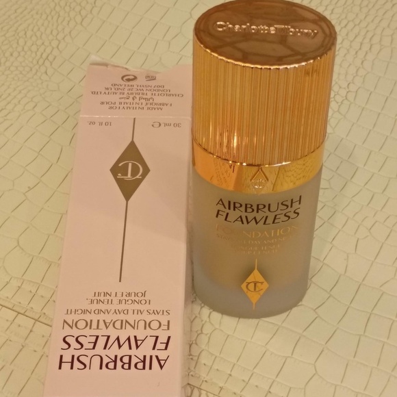 💋CHARLOTTE TILBURY 7.5 AIRBRUSH *NEW - Picture 1 of 6